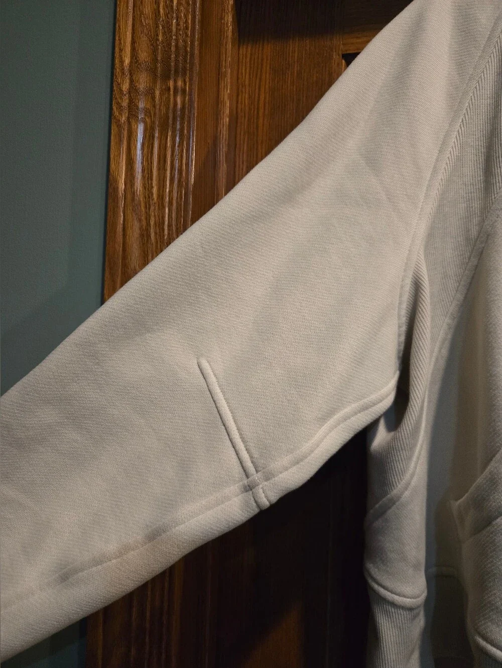 Lululemon athletica, Scuba, Light Cream Zip Hoodie